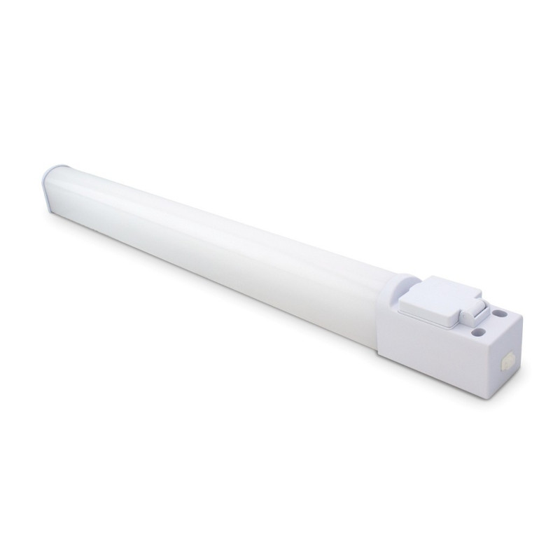 Regleta LED baño con toma sucko e interruptor